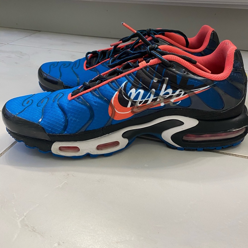Nike Air Max Plus Time Capsule running shoe